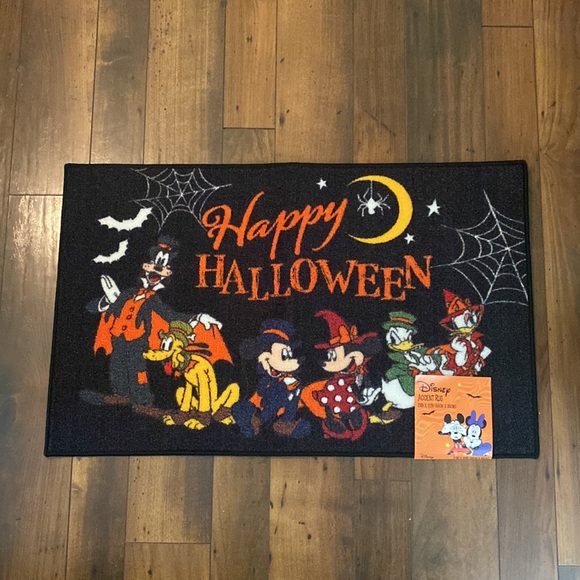 Disney Mickey and friends NWT Halloween Accent Rug 🎃 - Picture 2 of 8